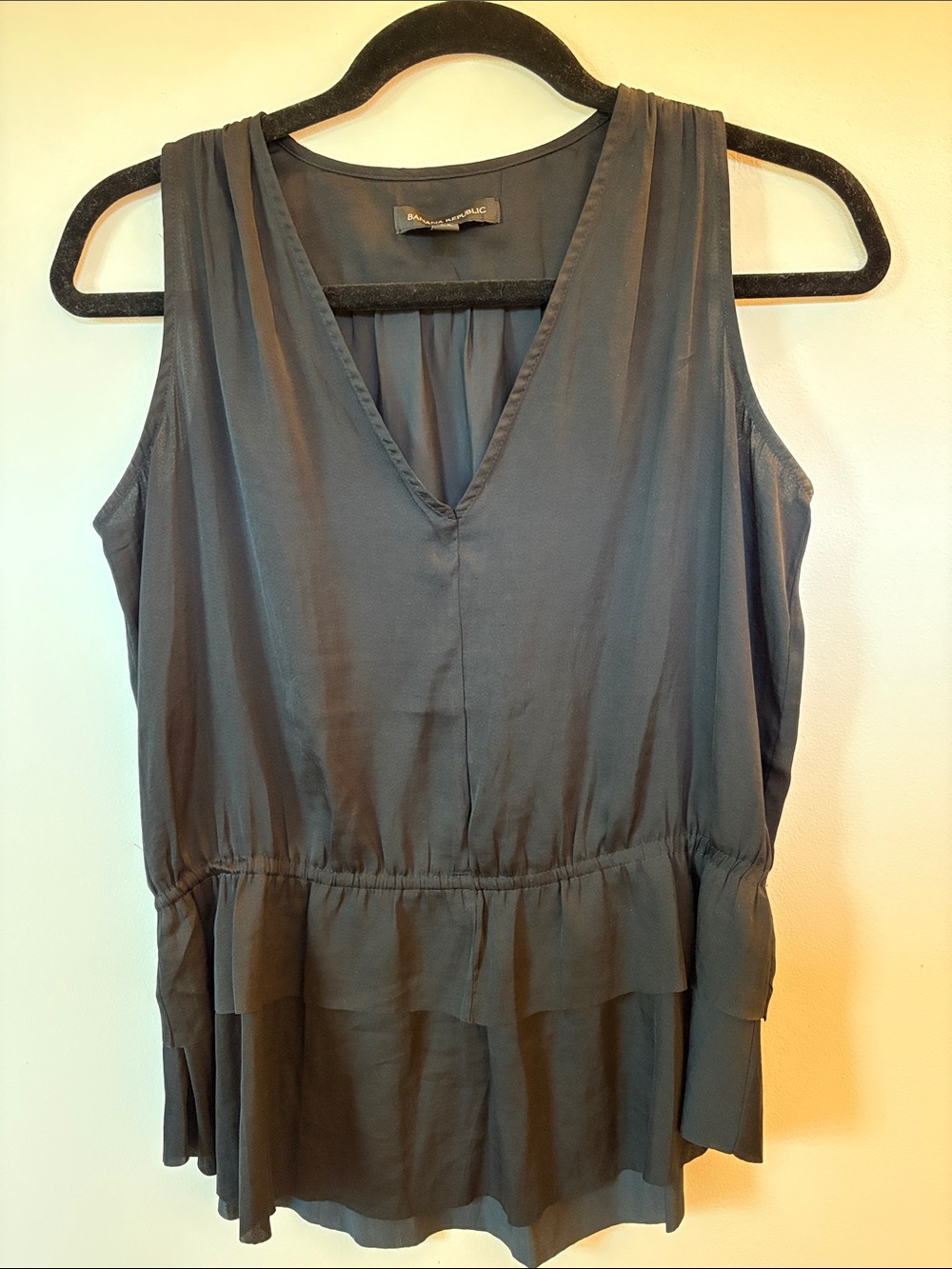 Banana Republic Black Silk V-Neck Peplum Tank Top